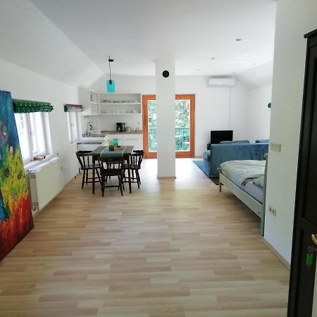 Jagdhaus Pat Apartment Galambok Bagian luar foto