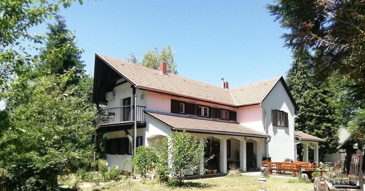 Jagdhaus Pat Apartment Galambok Bagian luar foto